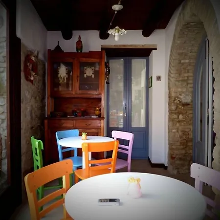 Amphisya Roccella Ionica