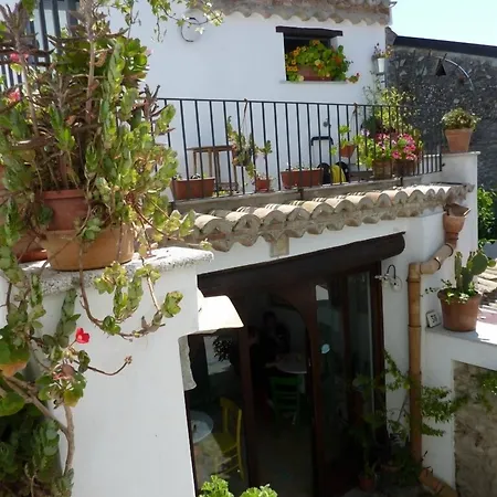 Bed & Breakfast Amphisya 3*