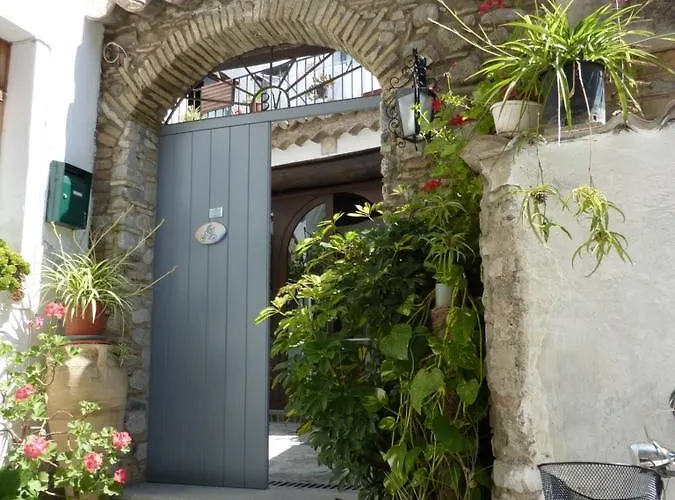 Bed & Breakfast Amphisya 3*